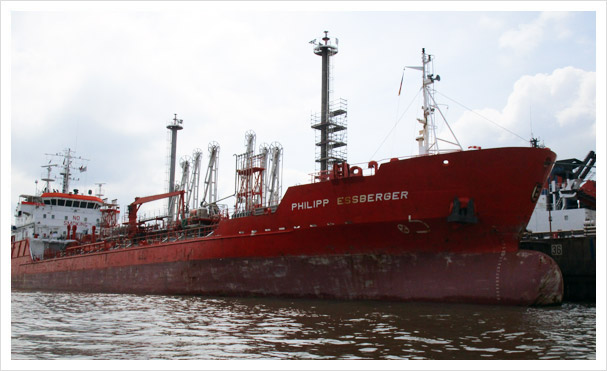 Chemikalientanker in Deutschland und Ausland neu / gebraucht kaufen.