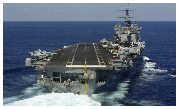 Flugzeugträger in Deutschland und im Ausland neu kaufen.