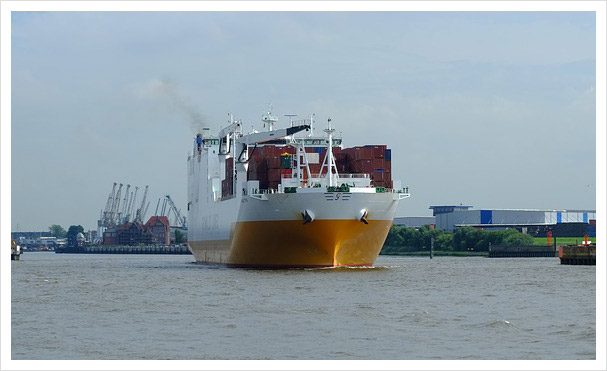 Kühlcontainerschiff in Deutschland und Ausland neu / gebraucht kaufen.