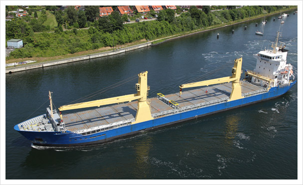 Massengutfrachter in Deutschland und Ausland neu / gebraucht kaufen.