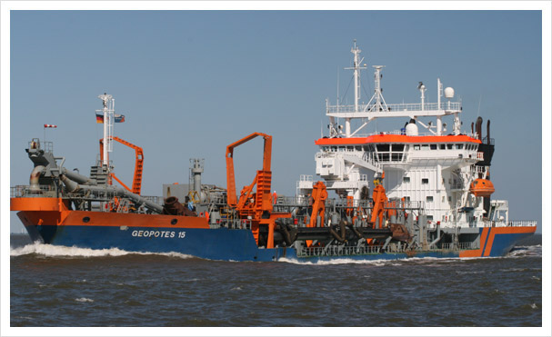 Saugkopfbagger / Eimerkettenbagger Schiff in Deutschland und Ausland neu / gebraucht kaufen.