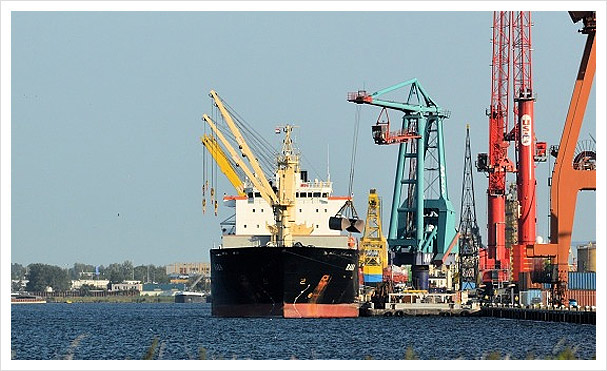 Stückgutschiff in Deutschland und Ausland neu / gebraucht kaufen.