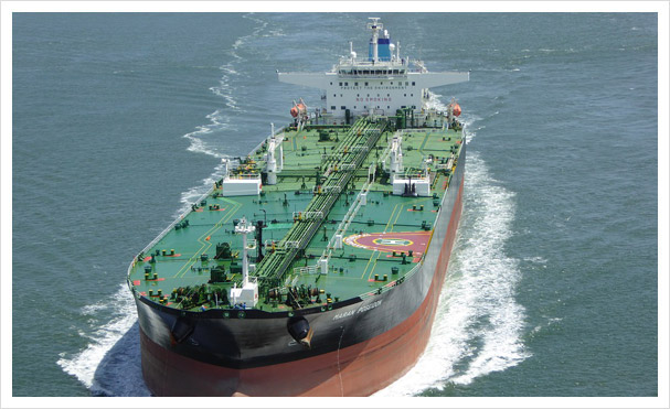 Tankschiffe in Deutschland und Ausland neu / gebraucht kaufen.